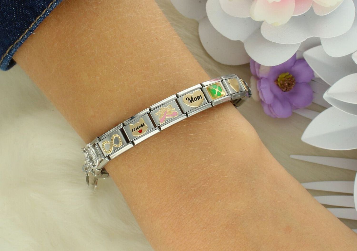 Zawieszka Nomination Composable Gold Nieskończoność 030149 66 – diamentowana, złoto na stali szlachetnej.jpg